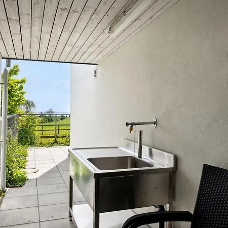 Dom wakacyjny Imilie - 450m From The Sea By Interhome *